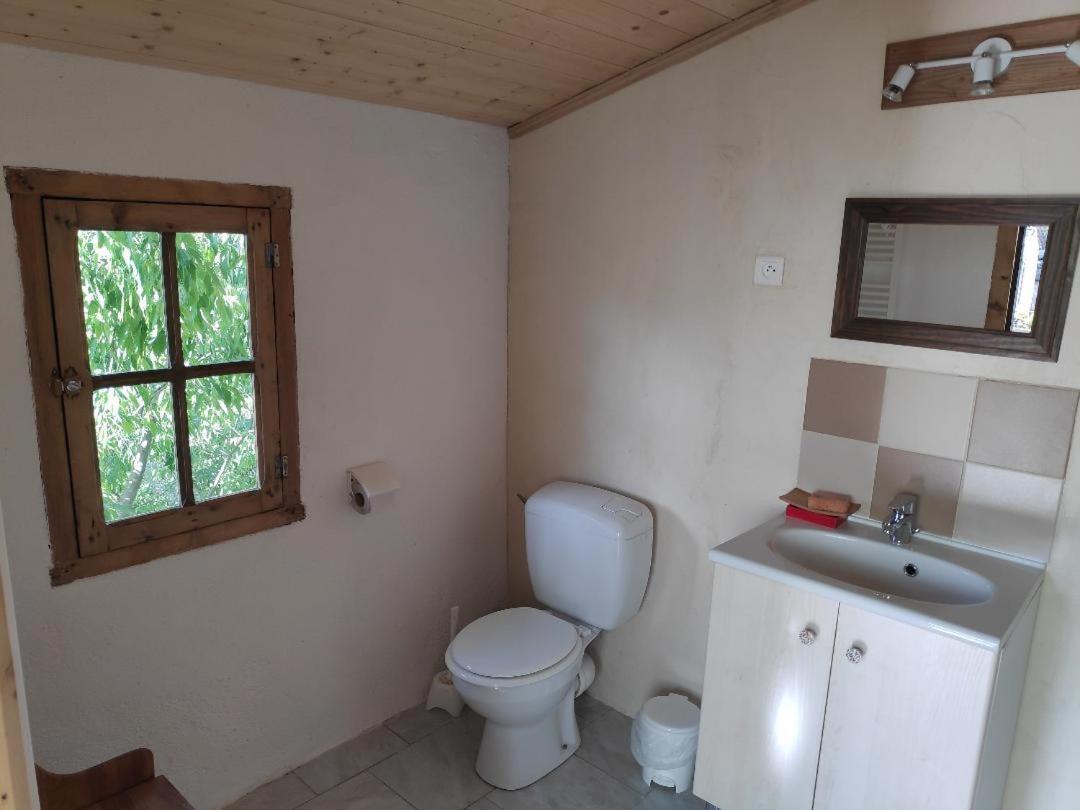 Maison De Village Ardechoise A 莱旺 外观 照片