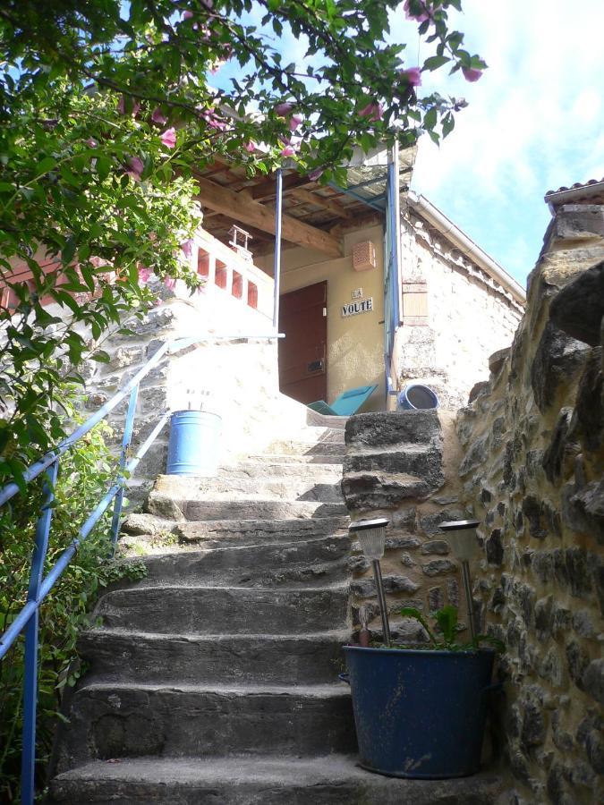Maison De Village Ardechoise A 莱旺 外观 照片